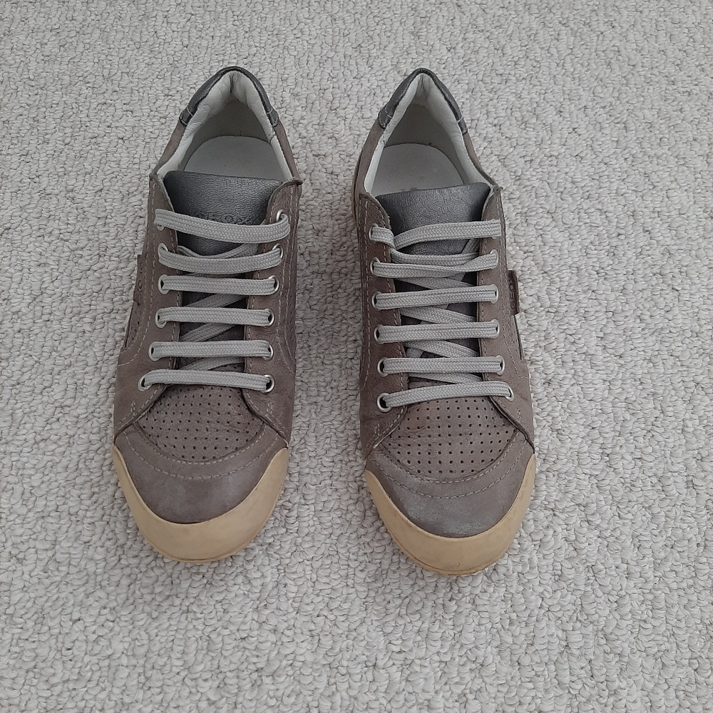Geox Grey Patent Leater Shoes